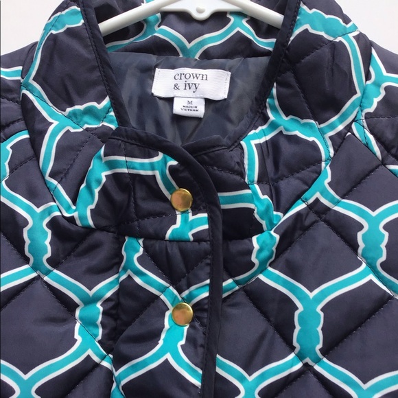 Crown & Ivy Women’s vest, size M. - Picture 3 of 9